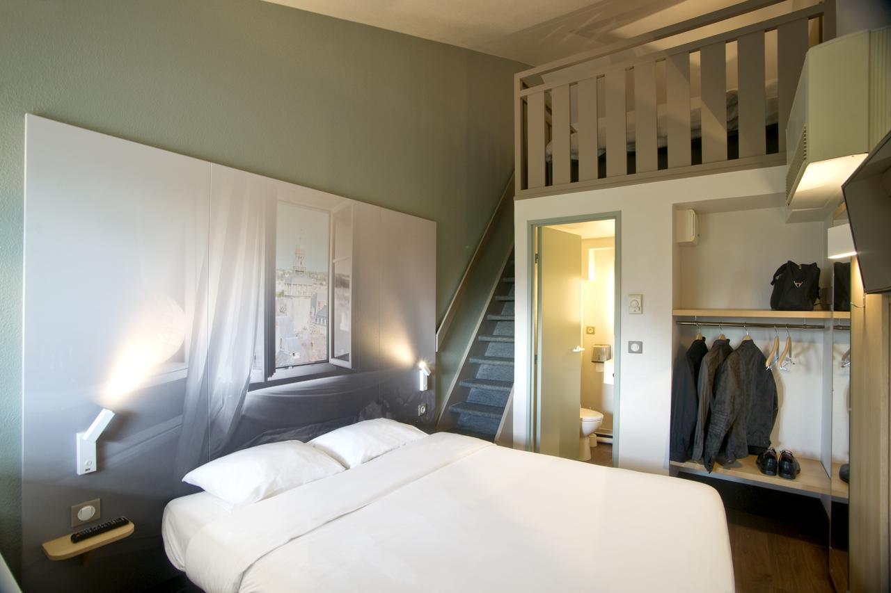 Moulins Hotel